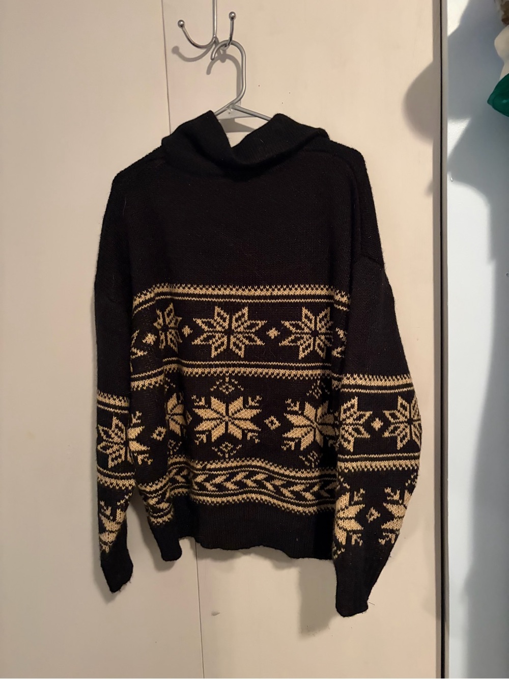 Grey Bandit Warm Me Up Sweater - Picture 4 of 4